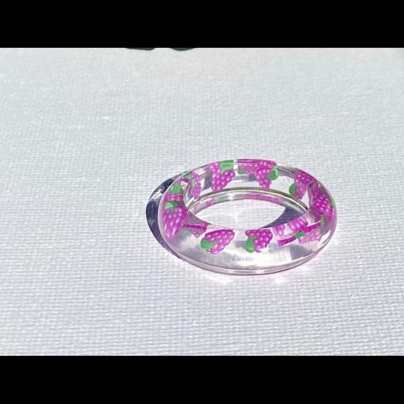 Resin Fruit Rings - Picture 8 of 8